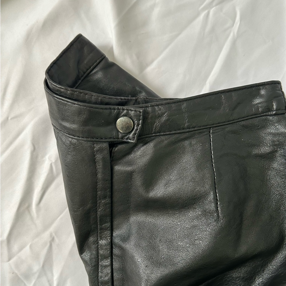 Vintage Black Leather Mini Skirt - Picture 5 of 6